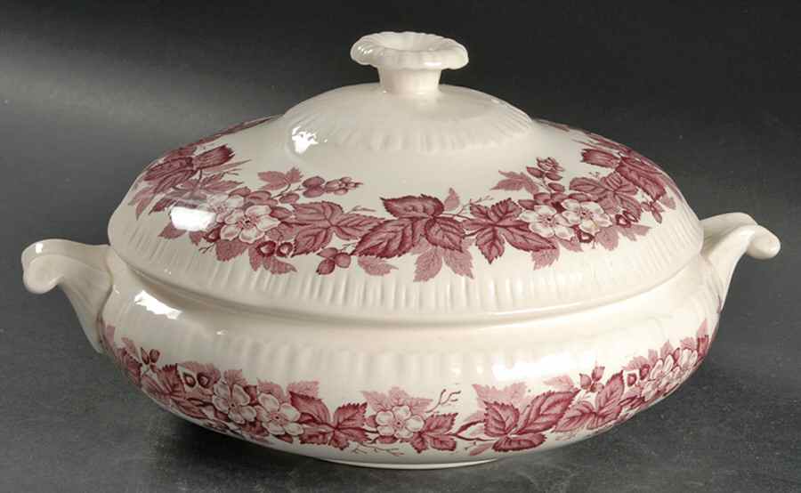 Bramble Purple Round Covered Vegetable by Wedgwood-1