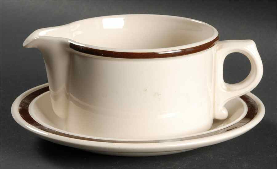 Brazil Gravy Boat & Underplate by Wedgwood-1