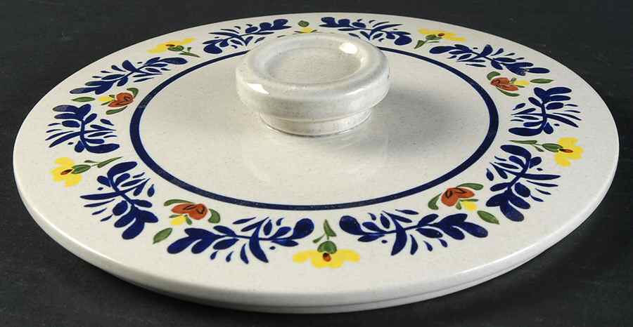 Breton Lid for 2.5 Qt Round Casserole by Wedgwood-1