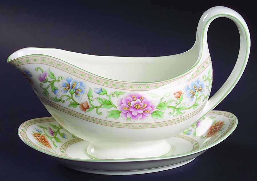 Brocade Gravy Boat & Underplate by Wedgwood-1