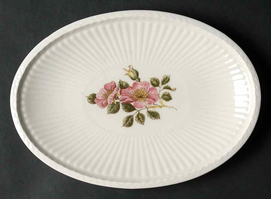 Briar Rose Pickle Dish by Wedgwood-1
