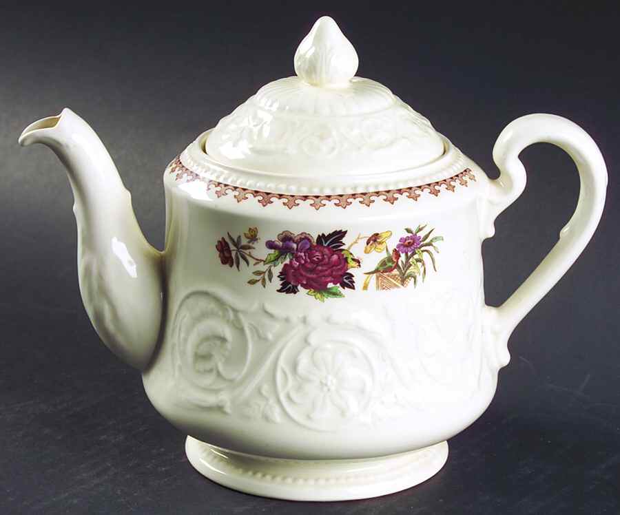 Bullfinch Patrician Teapot & Lid by Wedgwood-1