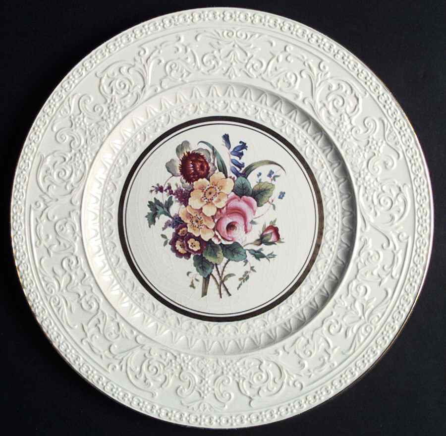 C2452 Dinner Plate by Wedgwood-1