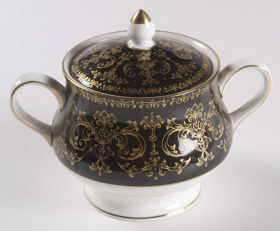 Caernarvon Black Sugar Bowl & Lid by Wedgwood-1