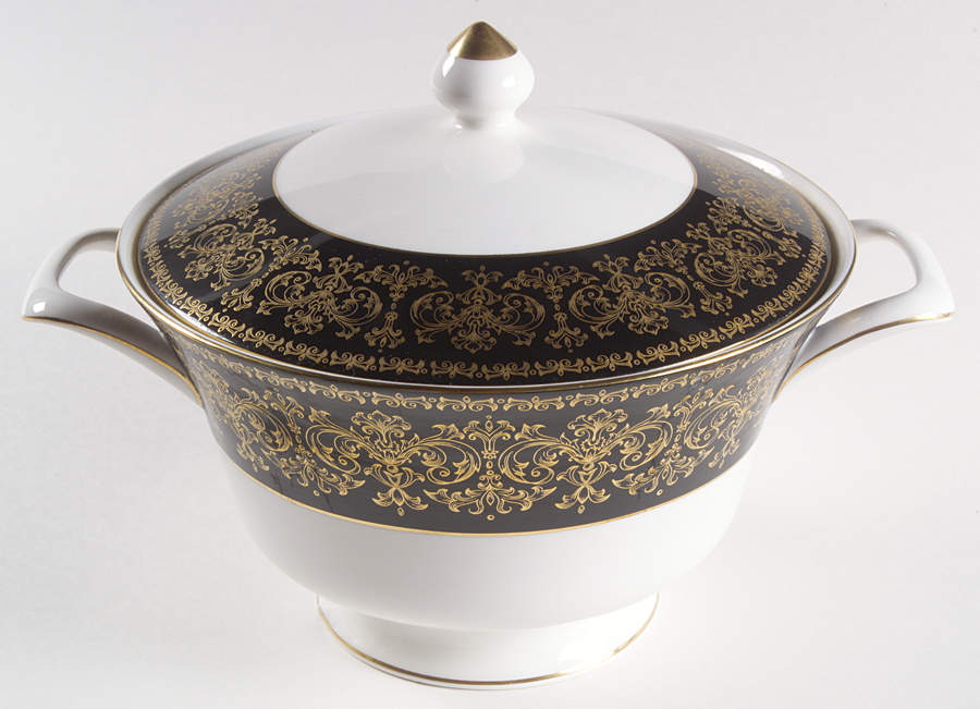 Caernarvon Black Round Covered Vegetable by Wedgwood-1