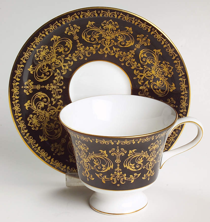 Caernarvon Black Footed Cup & Saucer Set by Wedgwood-1