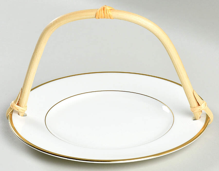 California (Bone) 5 3/8"-5 5/8" Bamboo Handled Serving Plate  HC by Wedgwood-1