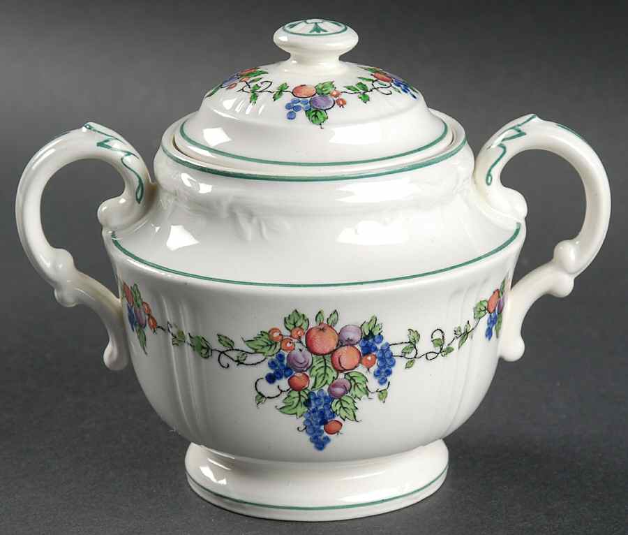 California (Earthenware) Sugar Bowl & Lid by Wedgwood-1