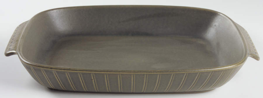 Cambrian Green 14" Rectangular Baker by Wedgwood-1