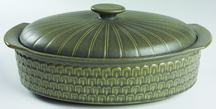 Cambrian Green 1.5 Quart Oval Covered Casserole by Wedgwood-1