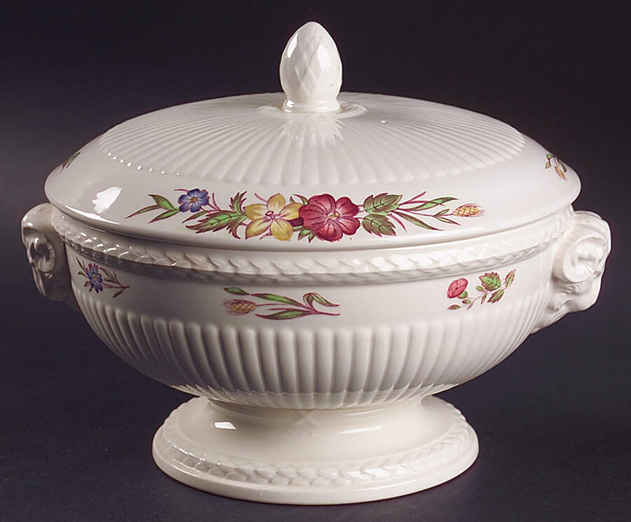 Cavalier Meadow Round Covered Vegetable by Wedgwood-1