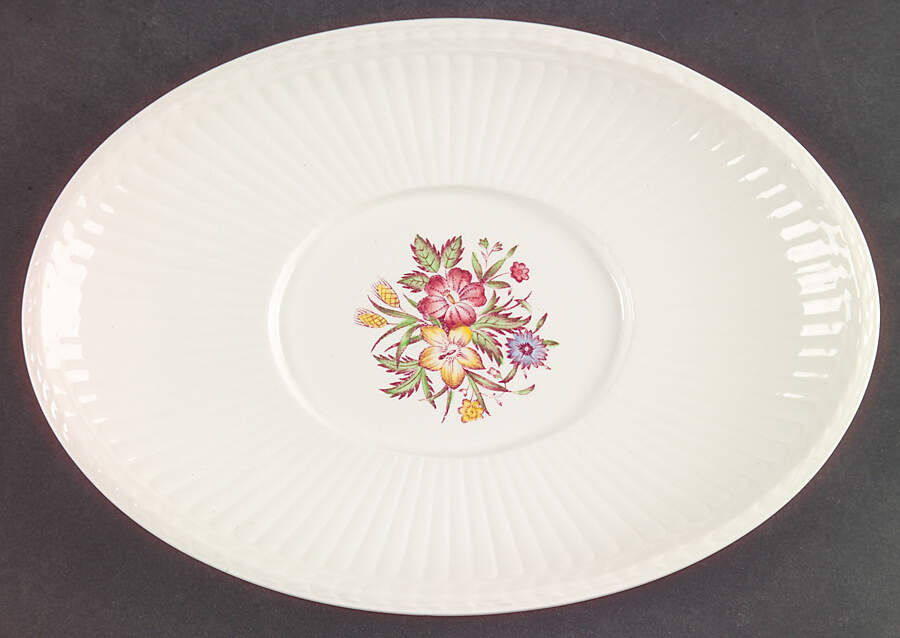 Cavalier Meadow Underplate for Gravy Boat by Wedgwood-1