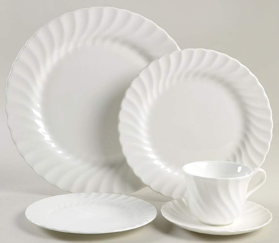 Candlelight 5 Piece Place Setting by Wedgwood-1