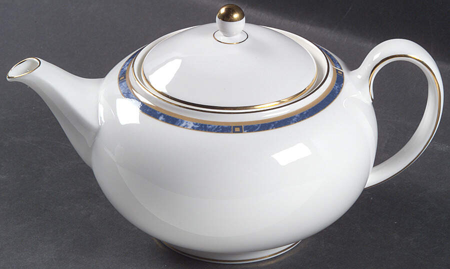 Cantata Teapot & Lid by Wedgwood-1