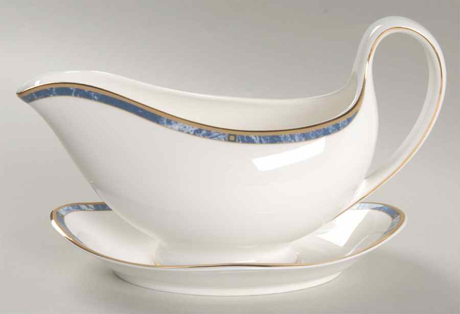 Cantata Gravy Boat & Underplate by Wedgwood-1