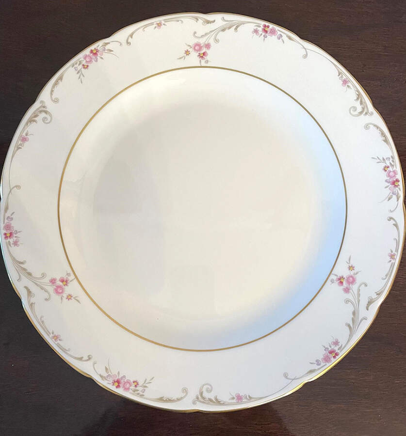 Carisbrooke 12" Chop Plate (Round Platter) by Wedgwood-1