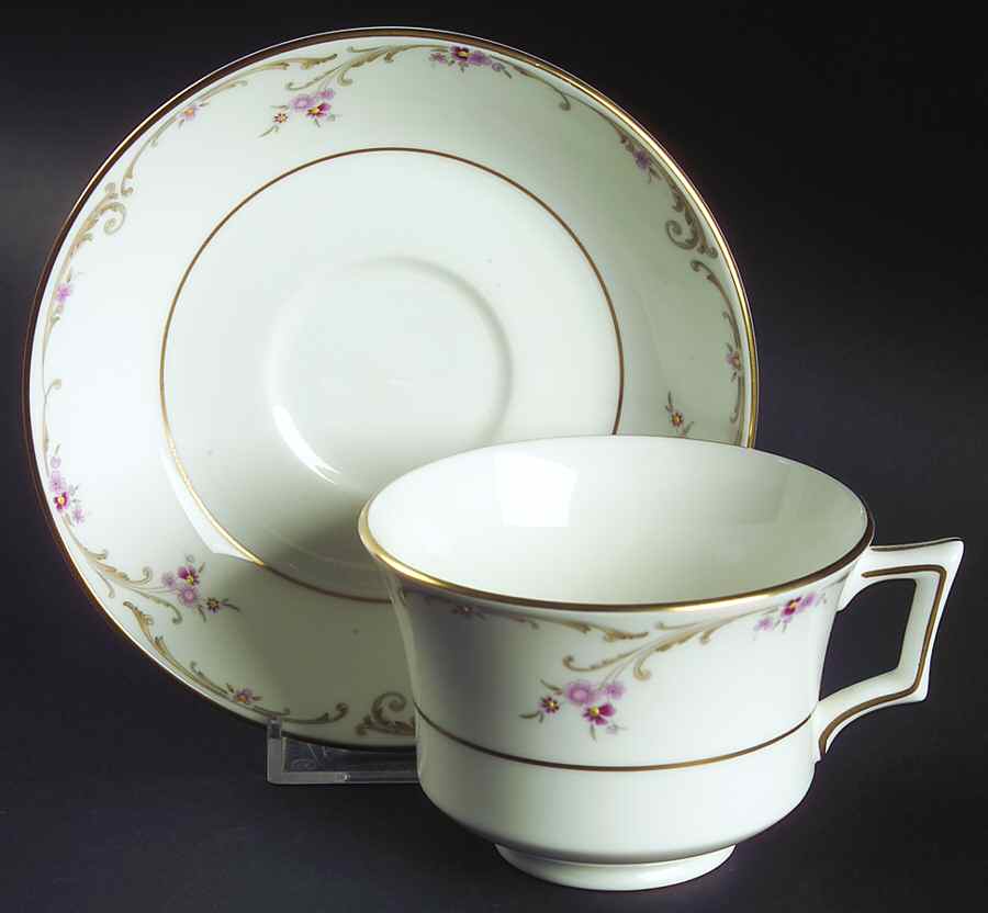 Carisbrooke Footed Cup & Saucer Set by Wedgwood-1