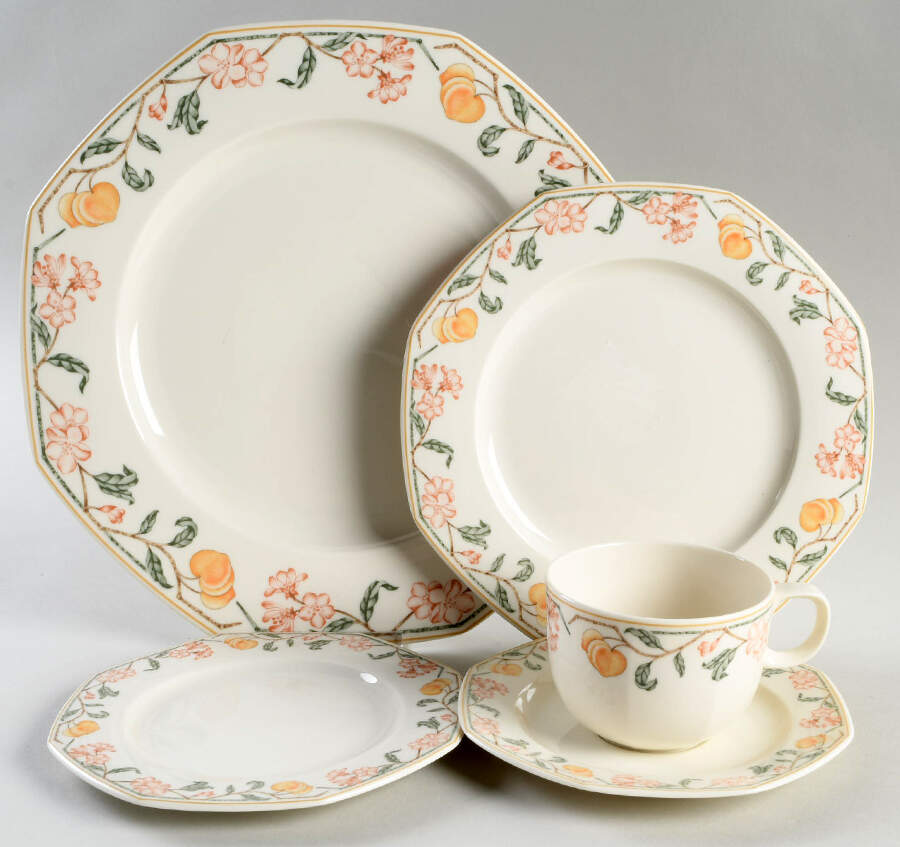 Carmel 5 Piece Place Setting by Wedgwood-1