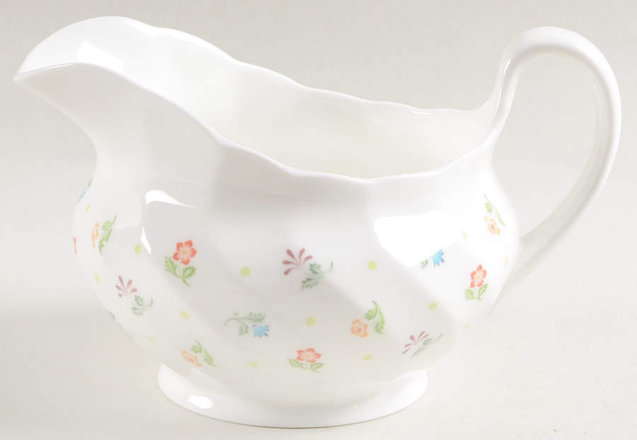 Cascade Gravy Boat by Wedgwood-1