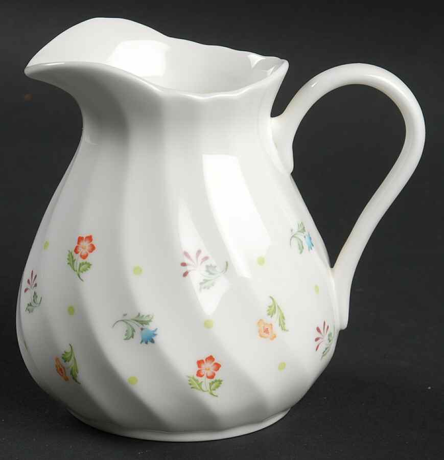 Cascade Creamer by Wedgwood-1