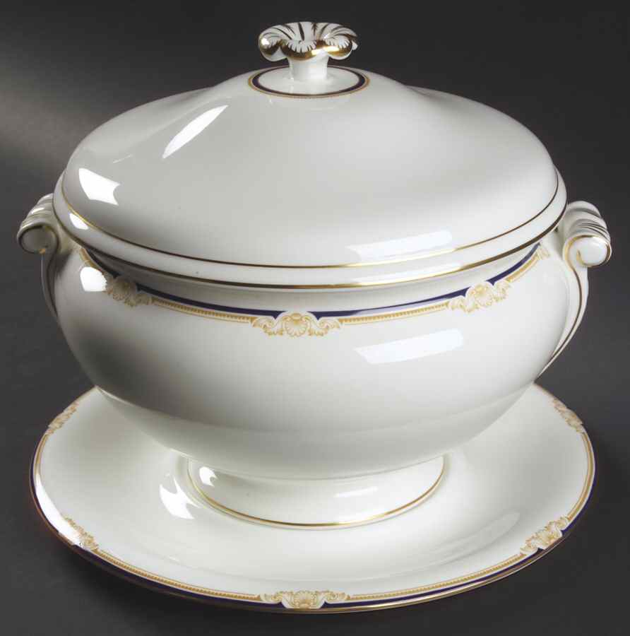 Cavendish Tureen & Lid w/Underplate by Wedgwood-1