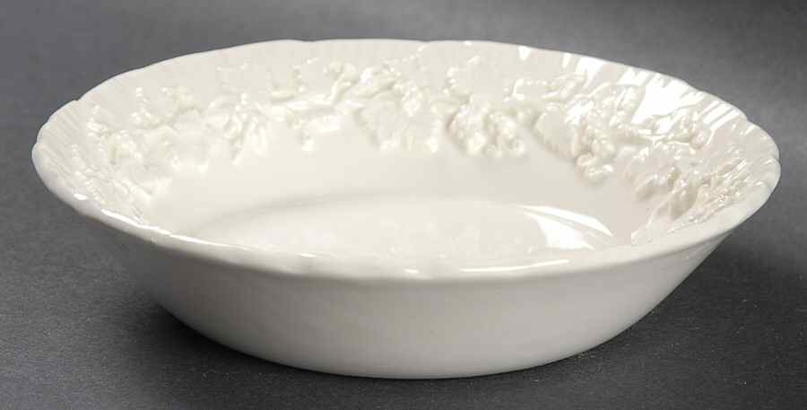 Cream Color on Cream Color (Shell Edge) Fruit/Dessert (Sauce) Bowl by Wedgwood-1