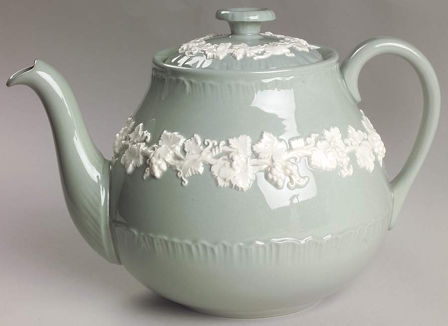 Cream Color on Celadon (Shell Edge) Teapot & Lid by Wedgwood-1