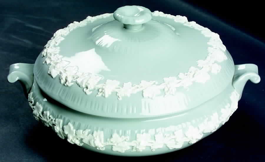 Cream Color on Grey (Shell Edge) Round Covered Vegetable by Wedgwood-1