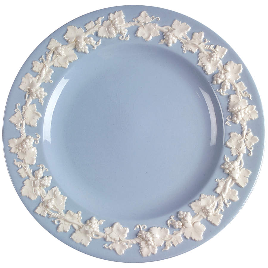 Cream Color on Lavender (Plain) Dinner Plate by Wedgwood-1