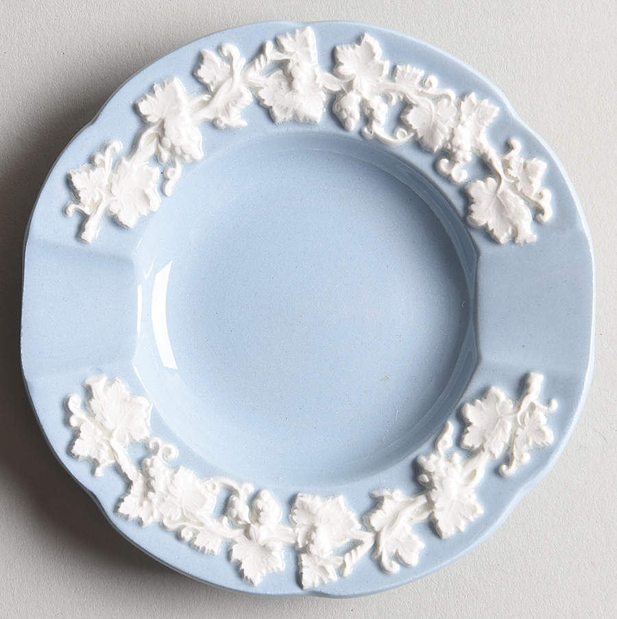 Cream Color on Lavender (Plain) 3" Ashtray by Wedgwood-1