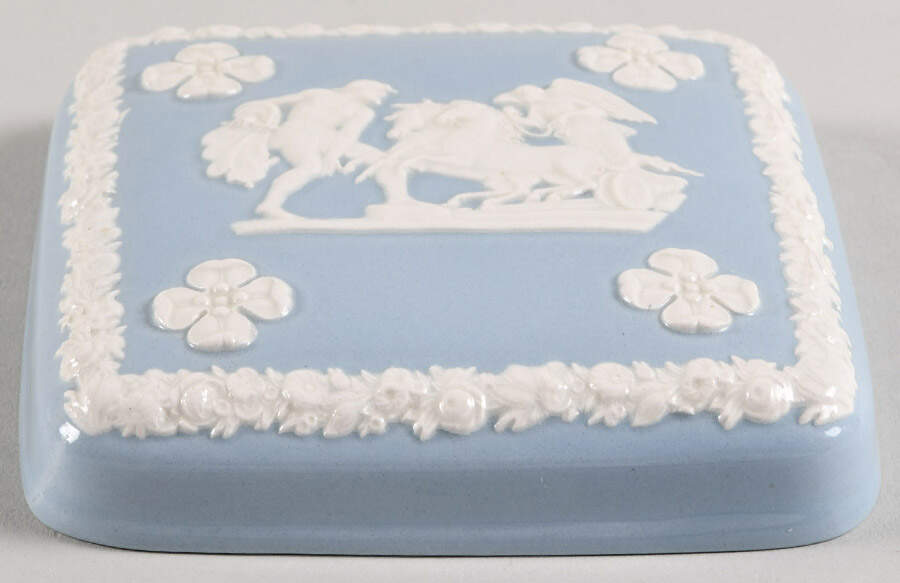 Cream Color on Lavender (Plain) Lid for Square Box by Wedgwood-1