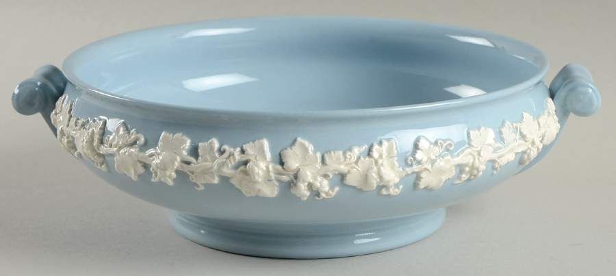 Cream Color on Lavender (Plain) Round Vegetable No Lid by Wedgwood-1