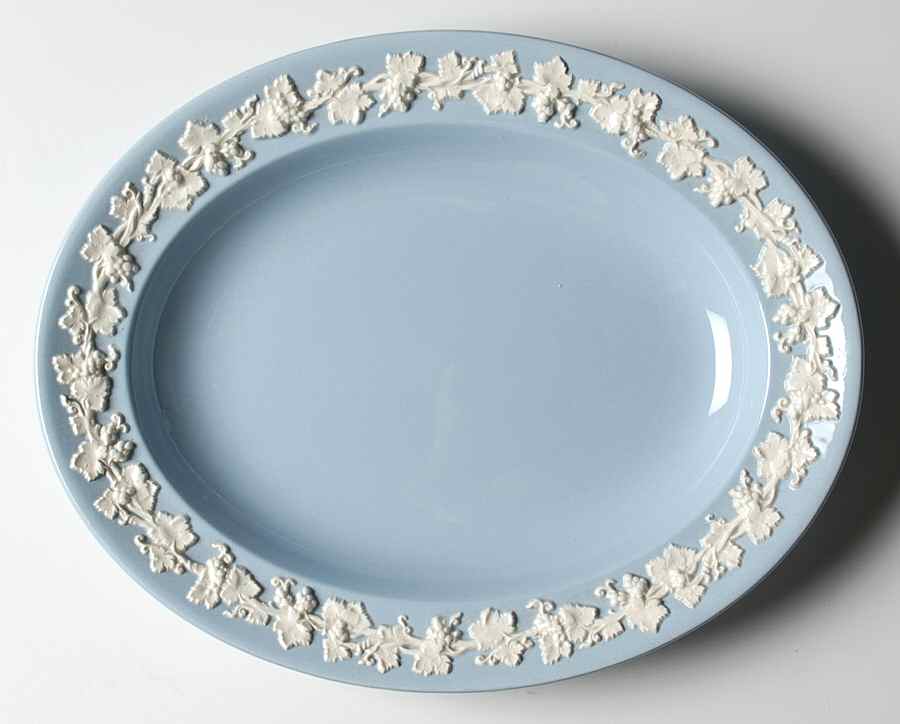 Cream Color on Lavender (Plain) 10" Oval Serving Platter by Wedgwood-1