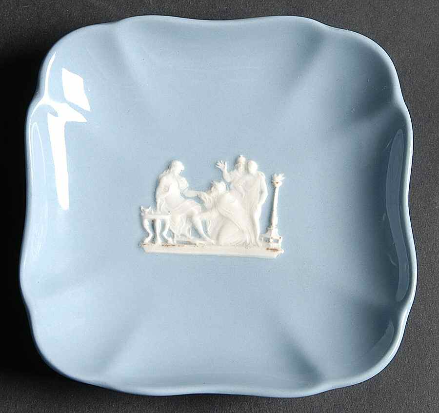 Cream Color on Lavender (Plain) Square Tray by Wedgwood-1