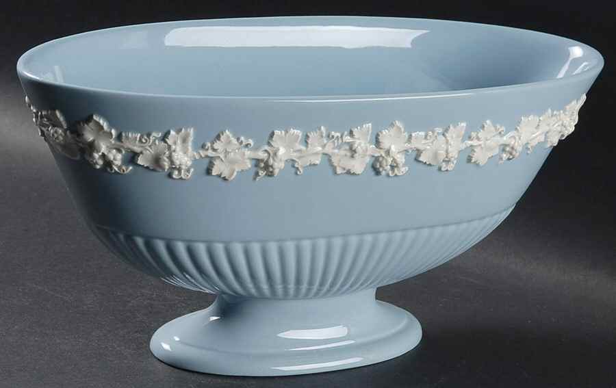 Cream Color on Lavender (Plain) Oval Centerpiece by Wedgwood-1
