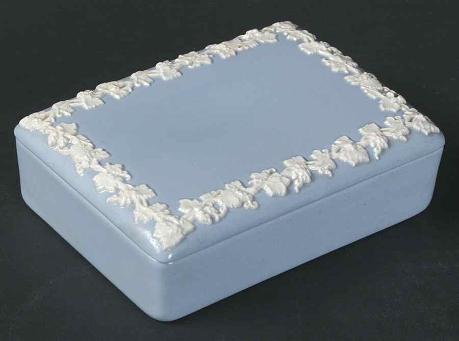 Cream Color on Lavender (Plain) Cigarette Box & Lid by Wedgwood-1