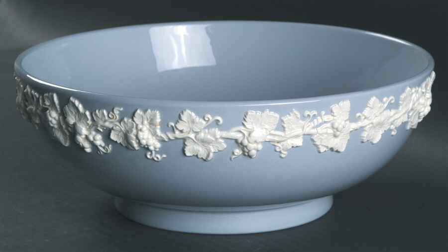 Cream Color on Lavender (Plain) 10" Large Salad Serving Bowl by Wedgwood-1