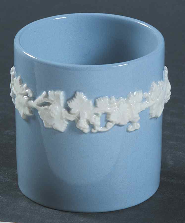 Cream Color on Lavender (Plain) Cigarette Holder by Wedgwood-1