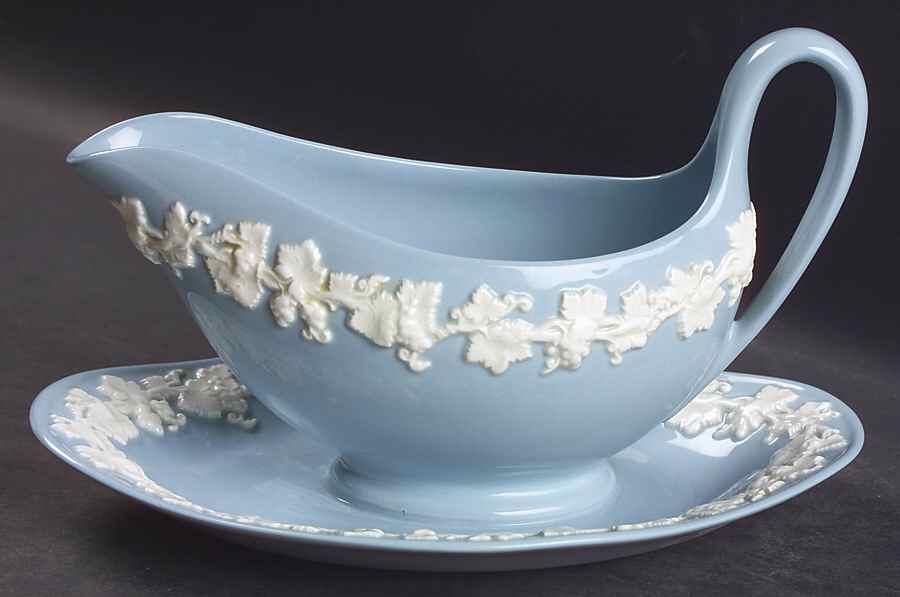 Cream Color on Lavender (Plain) Gravy Boat with Attached Underplate by Wedgwood-1