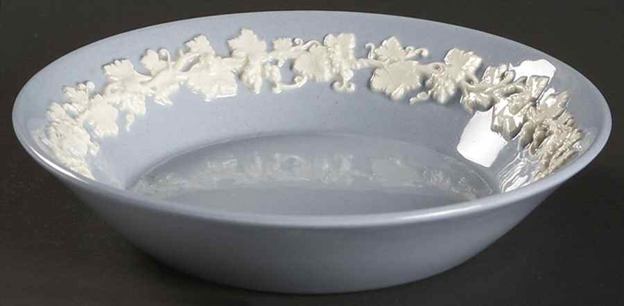 Cream Color on Lavender (Plain) Fruit/Dessert (Sauce) Bowl by Wedgwood-1
