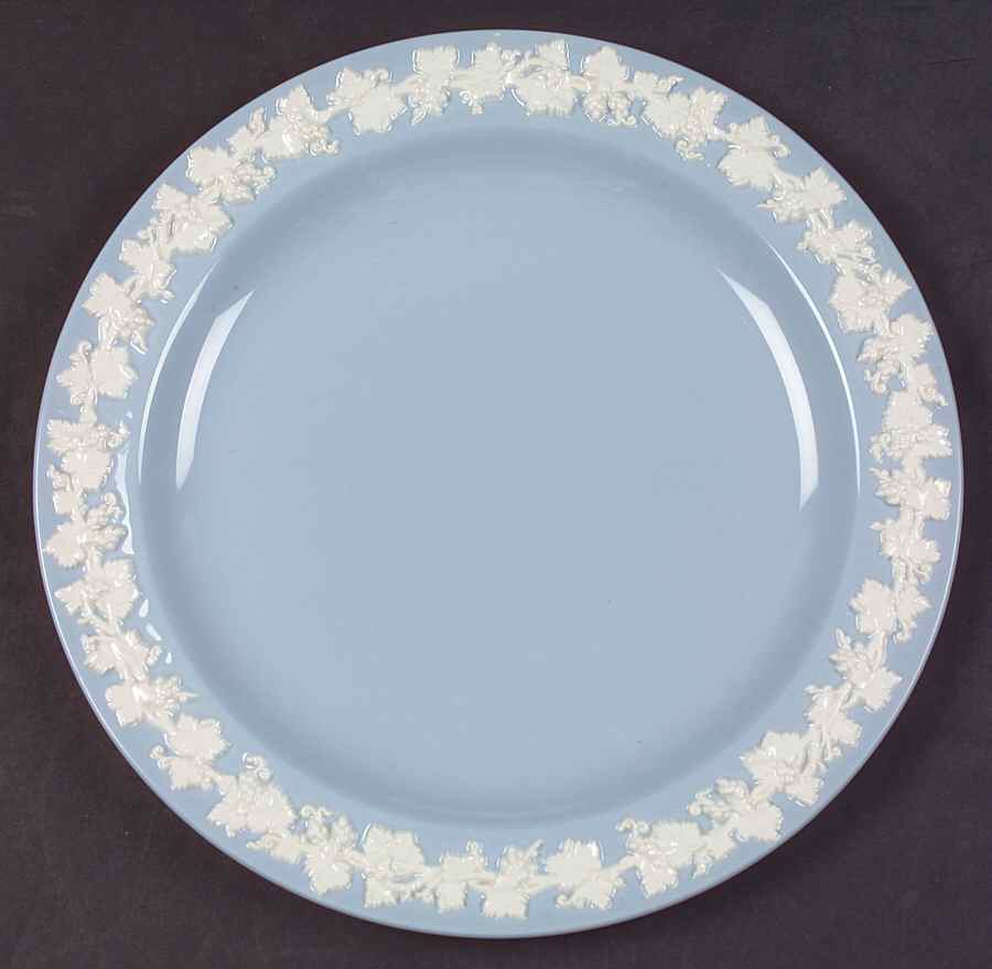 Cream Color on Lavender (Plain) Luncheon Plate by Wedgwood-1