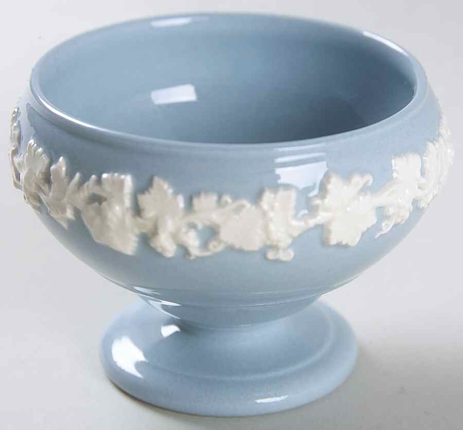 Cream Color on Lavender (Plain) Salt Dip by Wedgwood-1