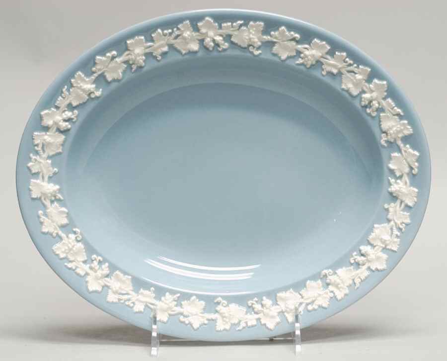 Cream Color on Lavender (Plain) 12" Oval Serving Platter by Wedgwood-1