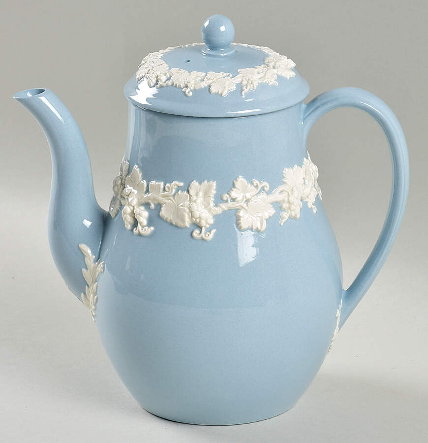 Cream Color on Lavender (Shell Edge) Mini Coffee Pot & Lid by Wedgwood-1