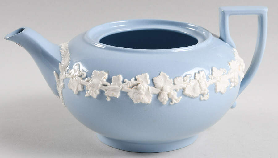 Cream Color on Lavender (Shell Edge) Teapot No Lid by Wedgwood-1