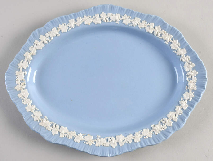 Cream Color on Lavender (Shell Edge) 11" Oval Serving Platter by Wedgwood-1