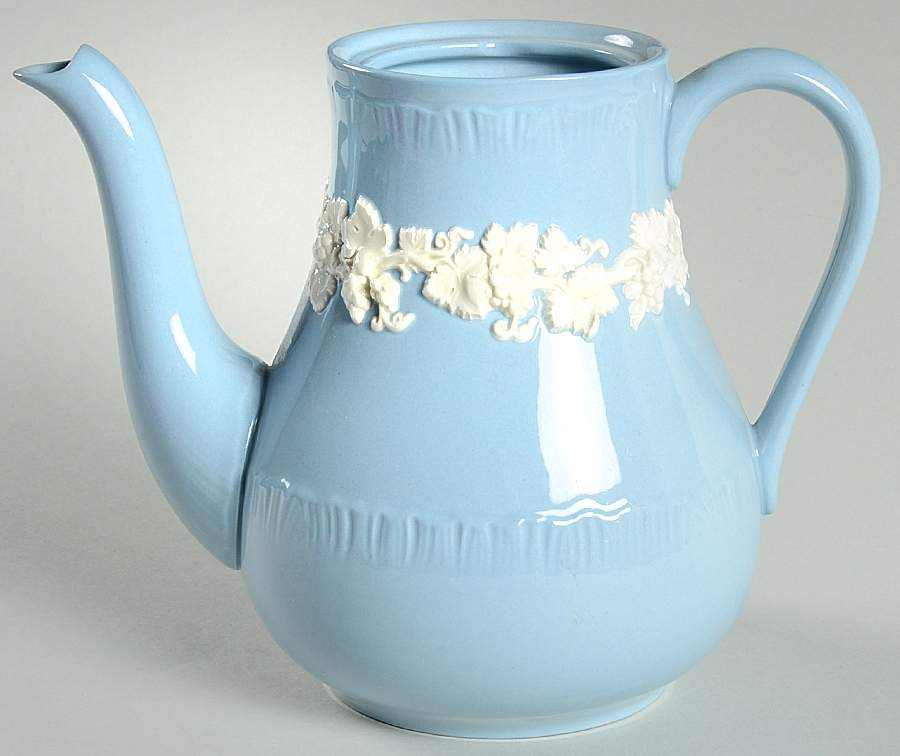 Cream Color on Lavender (Shell Edge) Coffee Pot No Lid by Wedgwood-1