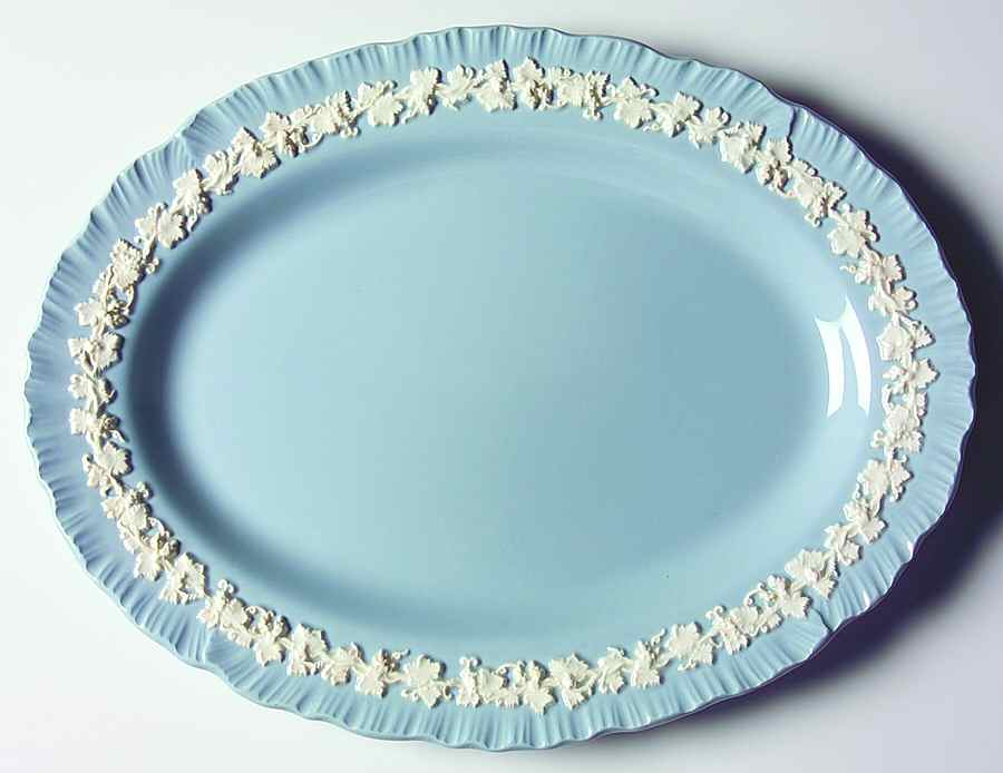 Cream Color on Lavender (Shell Edge) 11" Oval Serving Platter by Wedgwood-1