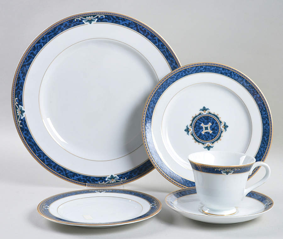 Chadwick 5 Piece Place Setting by Wedgwood-1