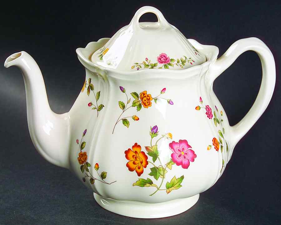 Charlecote Teapot & Lid by Wedgwood-1